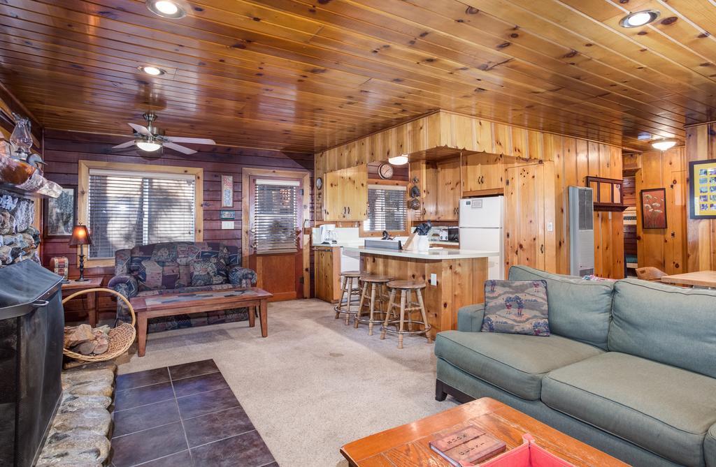 70 Simmons Den Villa Wawona Exterior photo