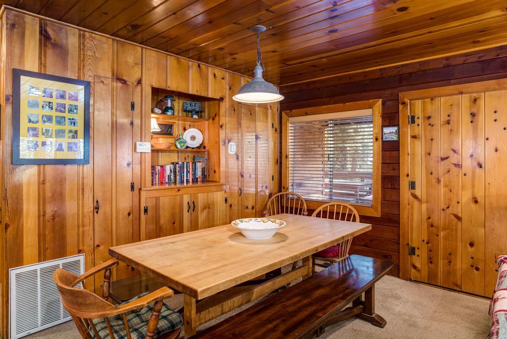 70 Simmons Den Villa Wawona Exterior photo